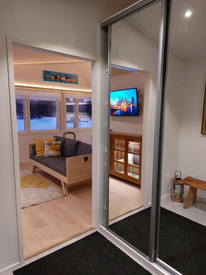 רובניימי Arctic River Chalet מראה חיצוני תמונה